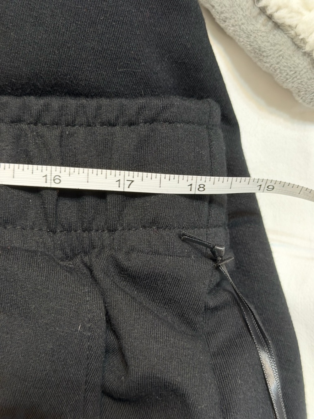 Ava & Viv Black Wide Leg Cargo Pants 1X Elastic Waist Pull On Pockets NWT - Picture 8 of 8